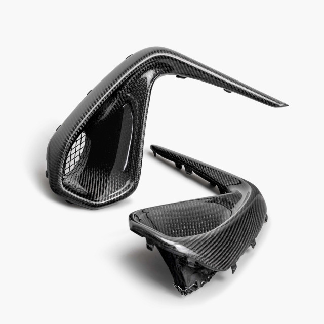 Carbon fiber front bumper duct for 2022 Subaru BRZ