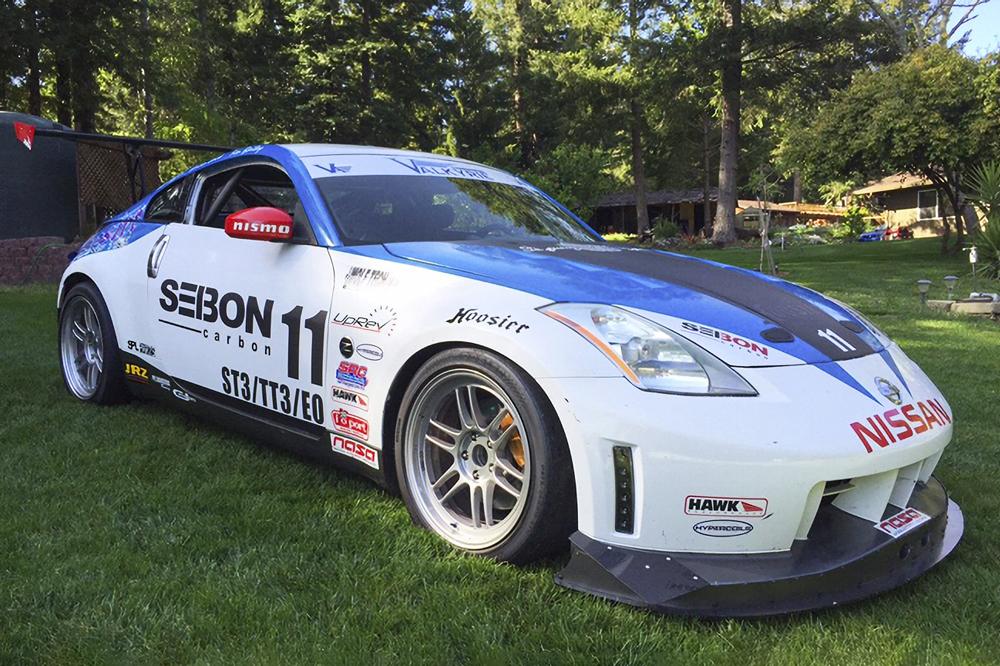 Valkyrie Autosport’s Nissan 350z Sheds Over 100lbs with Seibon Carbon